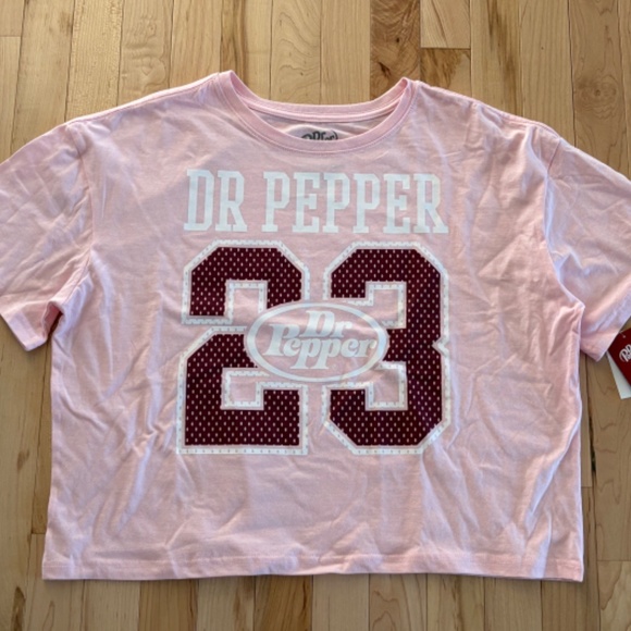 Dr Pepper Pink Cropped T-Shirt Juniors Small, NWT - Picture 1 of 13